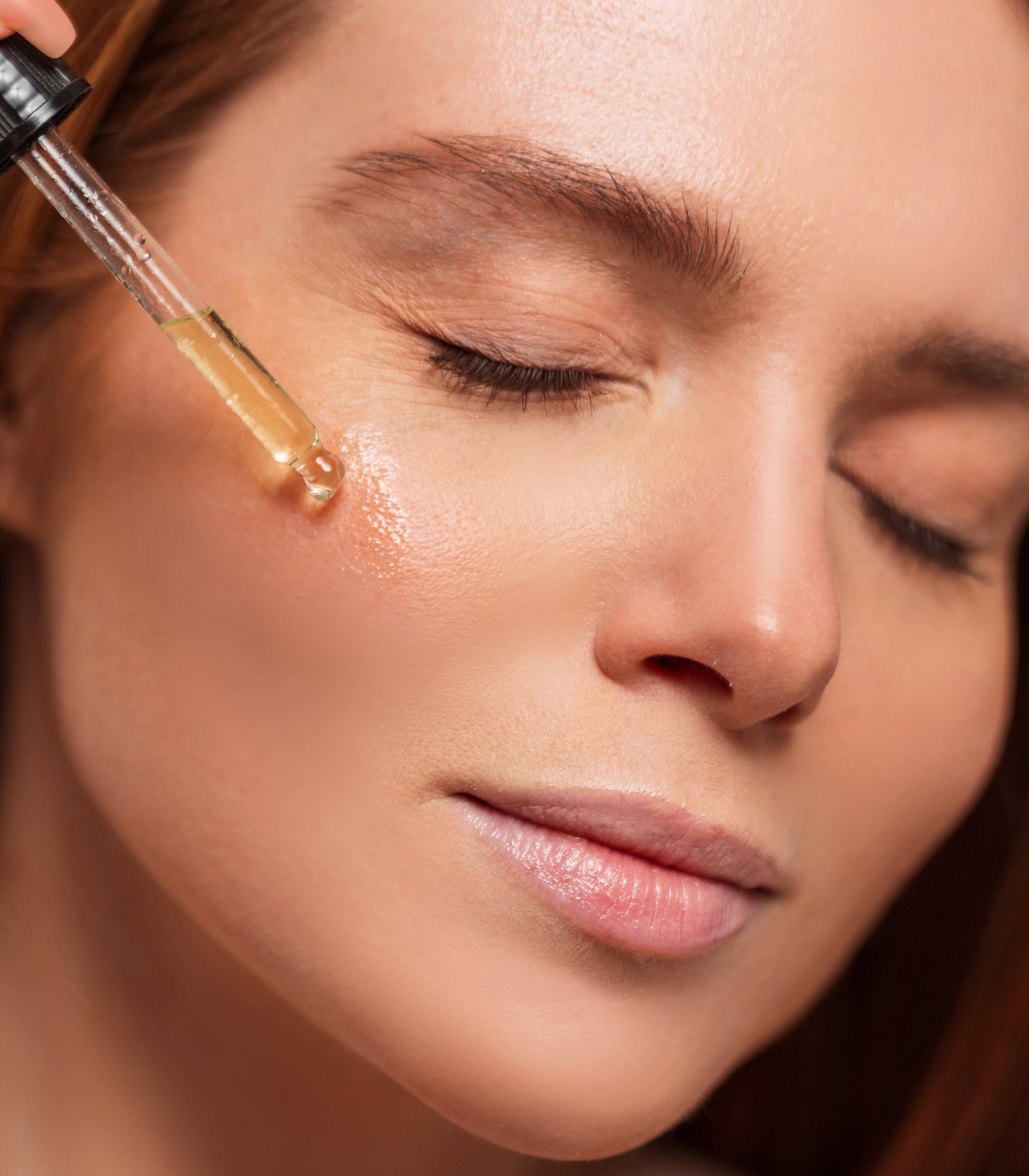 24K Gold Niacinamide Skincare Set – Anti-Aging Serum, Collagen Eye Cream & Dark Circle Remover