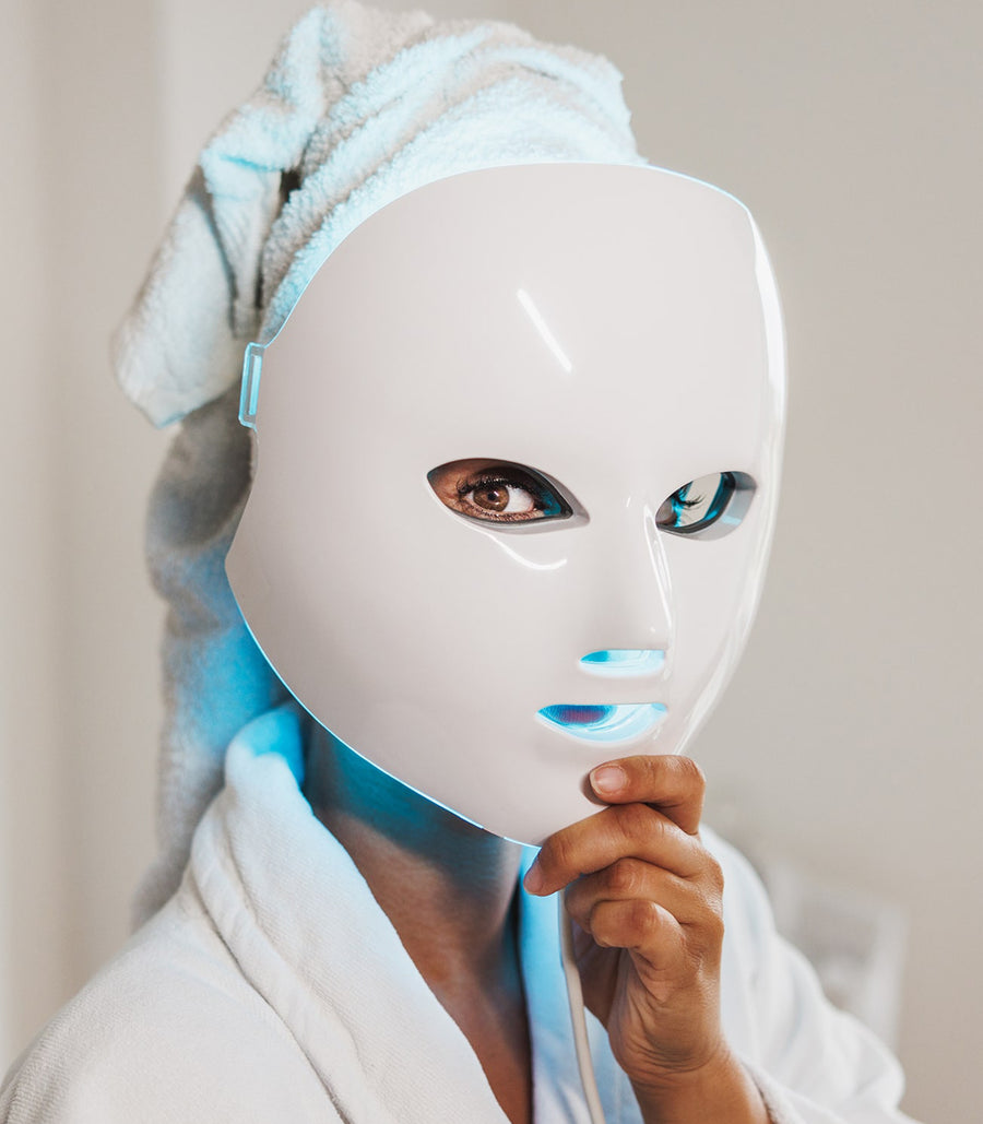 7 Color LED Mask - The Ultimate Solution for Your Skincare Needs