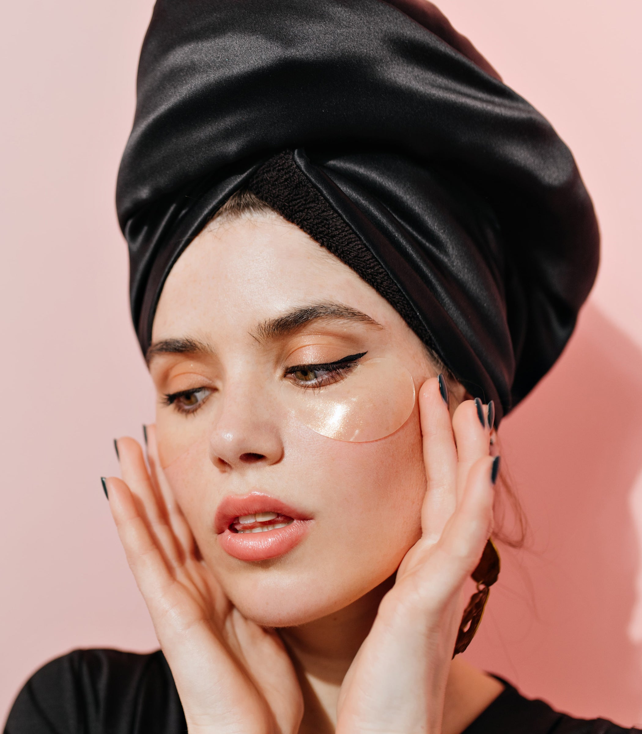 60PCS 24K Gold Eye Mask Anti Dark Circles Eye Patches for Puffy Eyes, Wrinkles, Fine Lines, Firming and Moisturizing Skincare